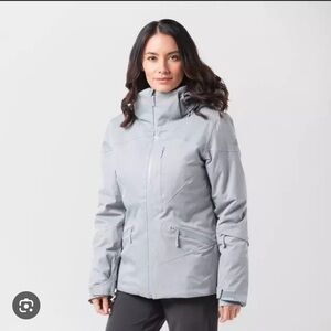 The North Face Women's Light Gray Ski Jacket